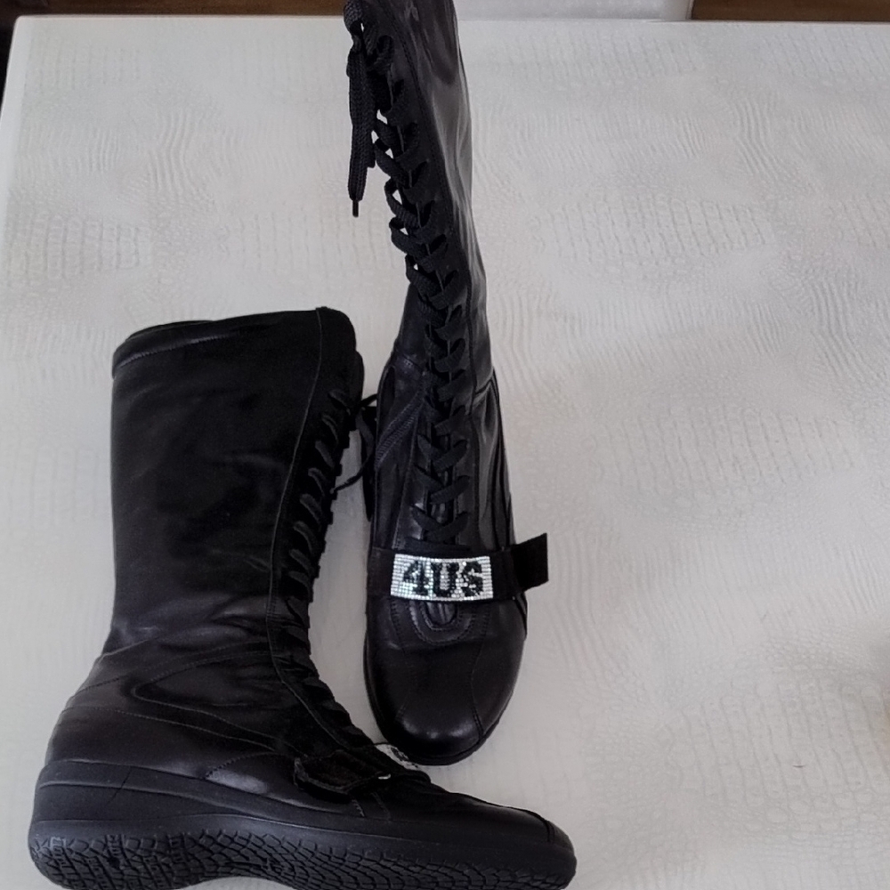 Women's Cesare Paciotti Black Lace-Up Boots Sz 9